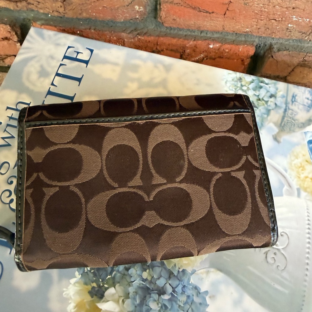 Coach Chocolate Brown Signature Wallet - Picture 3 of 7